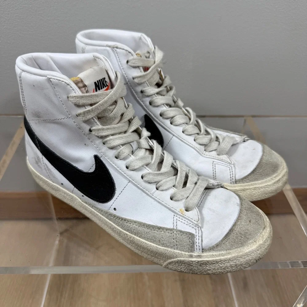 Nike Blazer Mid 77 Vintage White Black Sneakers Size 7 BQ6806-100